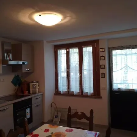 Monolocale Cris * Мадезимо